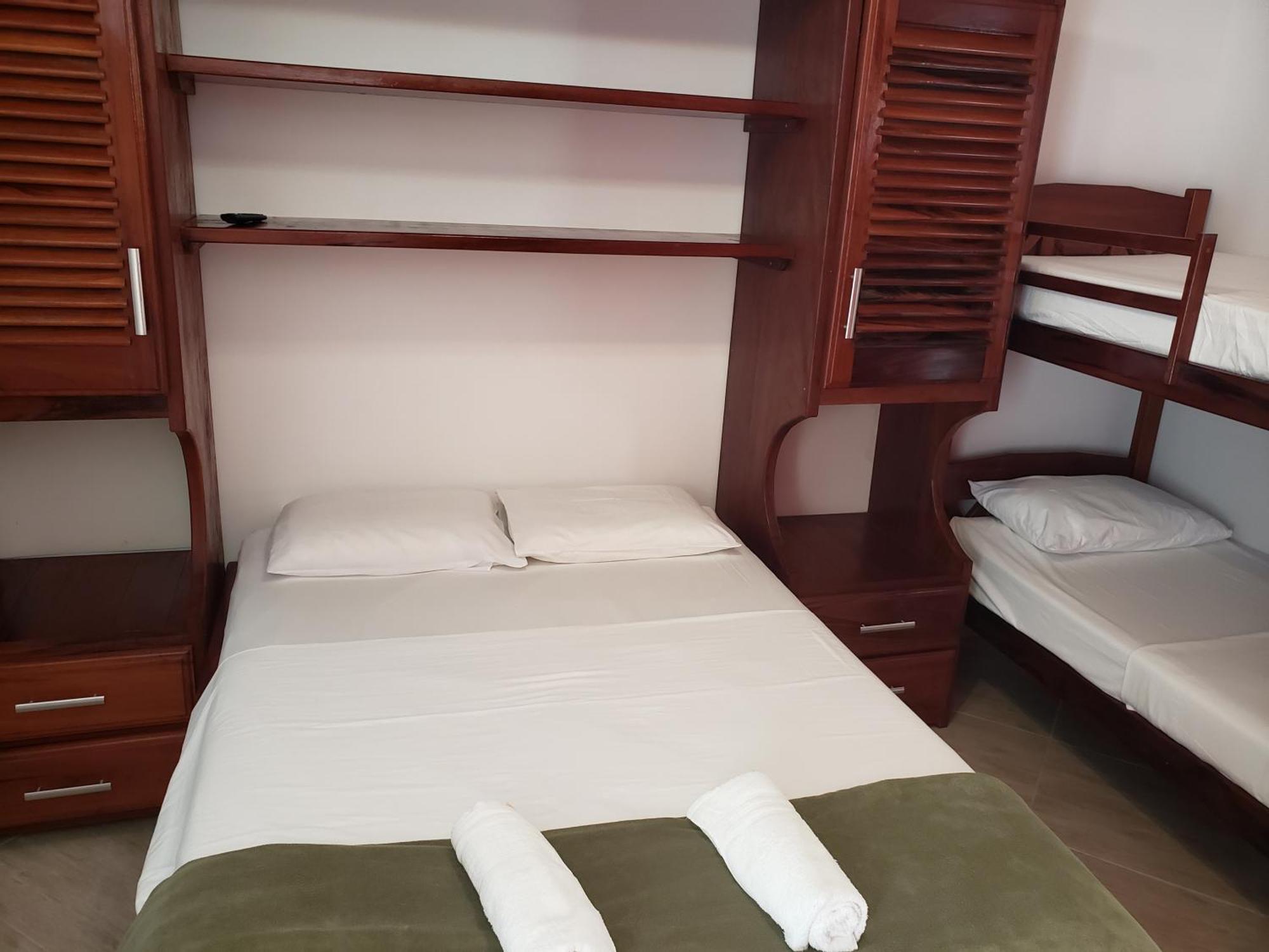 Hospedaria Vitoria Mar Убатуба Екстериор снимка
